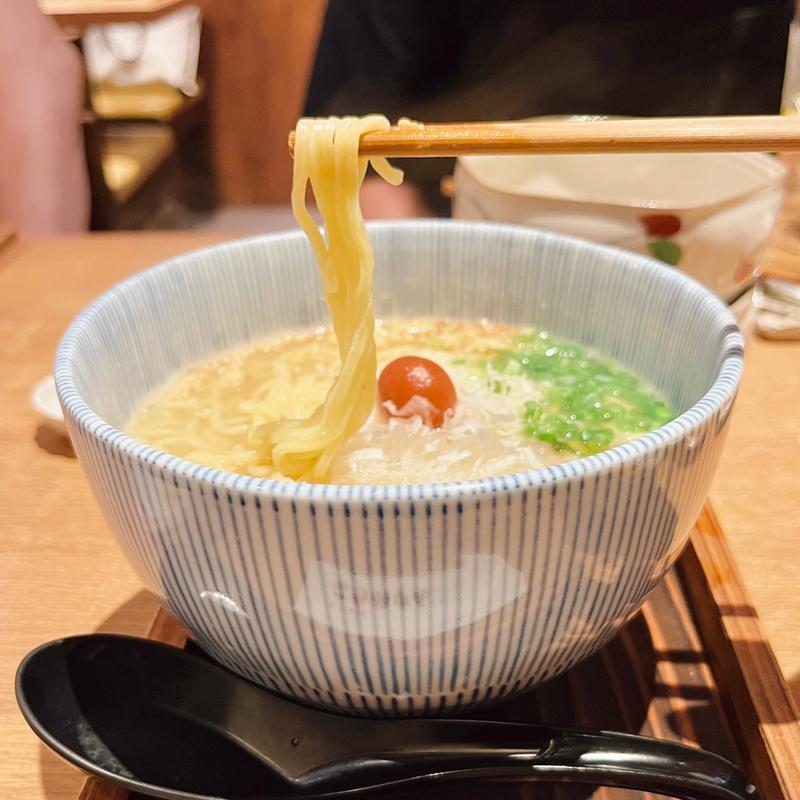 鶏がららーめん(炭火串焼き こうめさん)