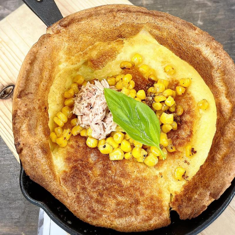 コーンバターニンニク風味のしあわせパンケーキ(しあわせ かき氷店)