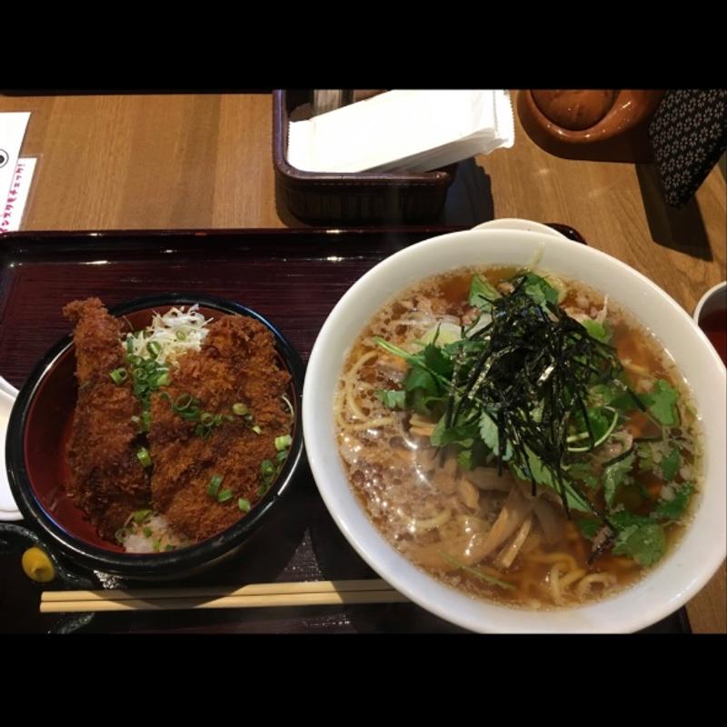 中華そば(鶴岡スエヒロ食堂)