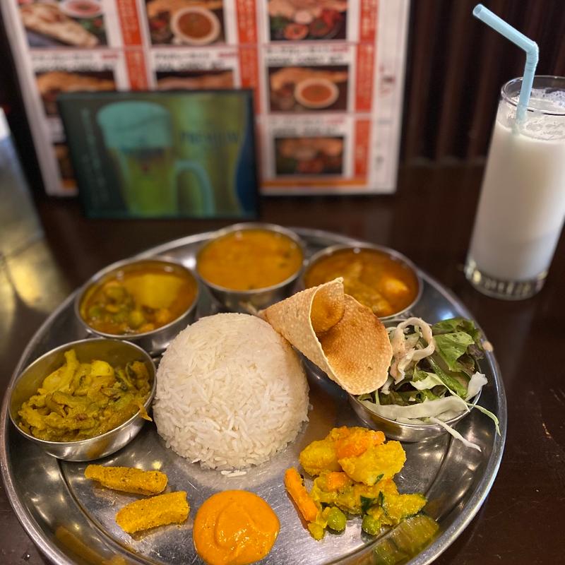 おまかせセット(ママパパ タンドリー＆ダイニング（インド・ネパール料理店）)