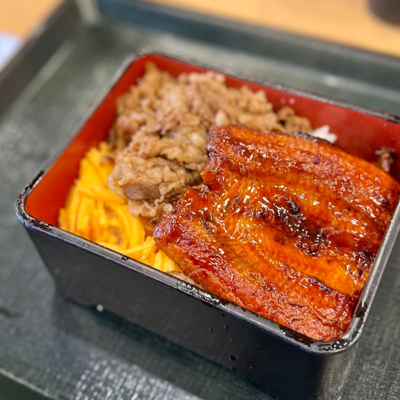 牛すきうな重(なか卯 すすきの西店 )