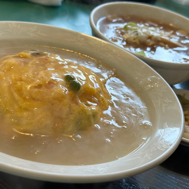 天津飯＋半ラーメン(花だん)