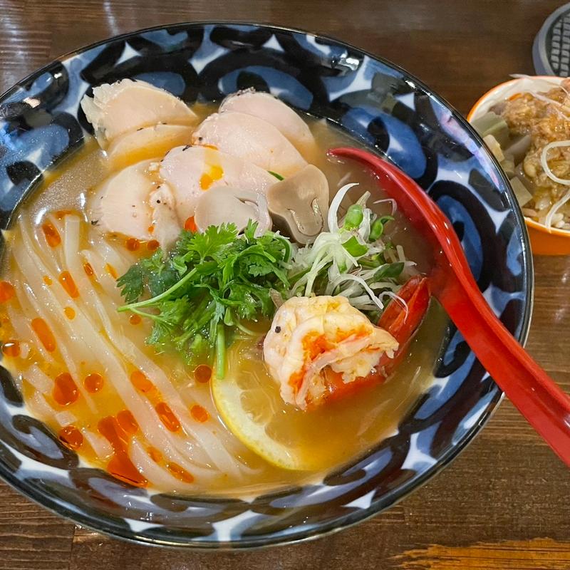 冷やしトムヤムヌードル（期間限定）(食堂 N.A.)