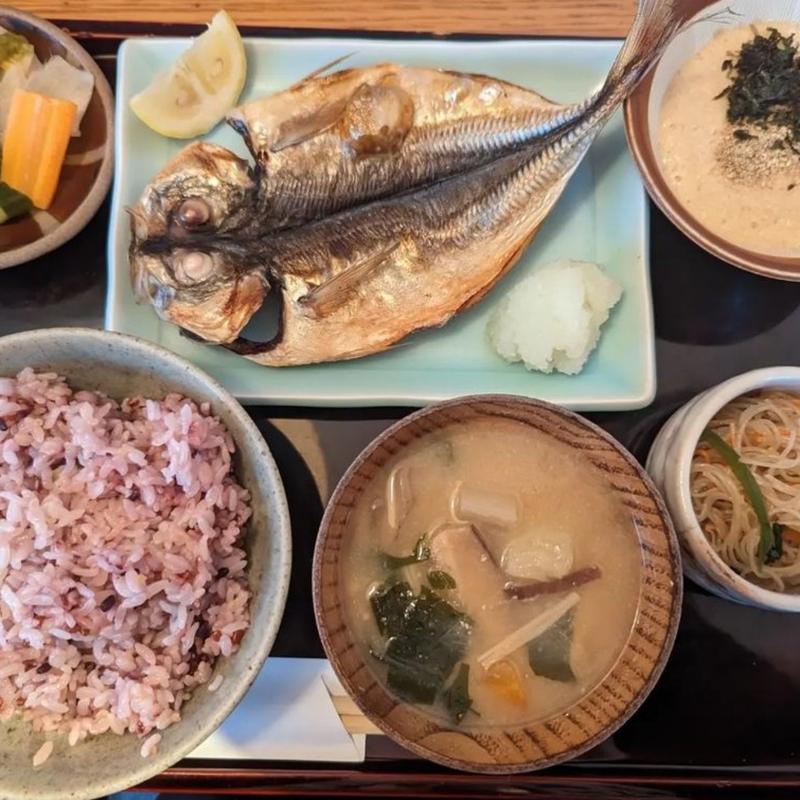 麦とろ焼き魚定食(美松 )