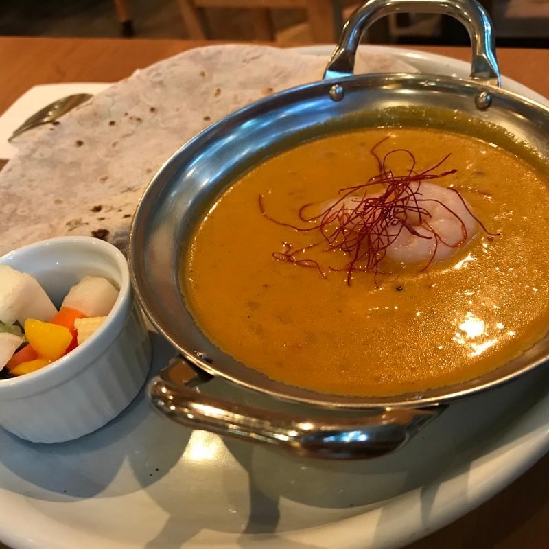 エビカレーとチャパティセット(カンテ グランデ 中津本店 )