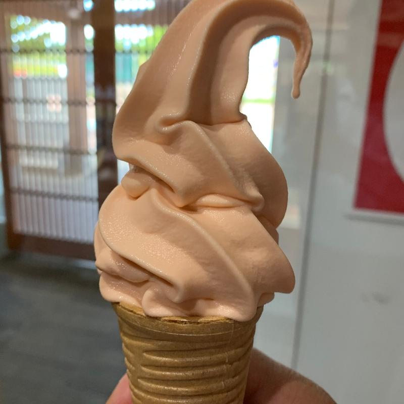 ソフトクリームさくらんぼ　持ち帰り専用(さがえサービスエリア 売店)