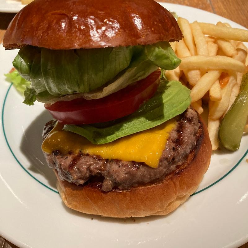 アボカド＆チェダーバーガー(Brooklyn Parlor HAKATA)