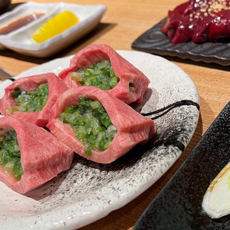 厚切りネギ包みタン(YAKINIKUEN 忍鬨)