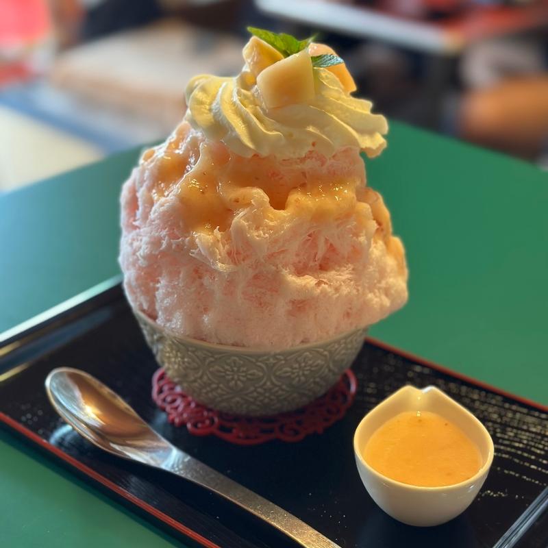 桃(善光寺縁側カフェ紅谷)