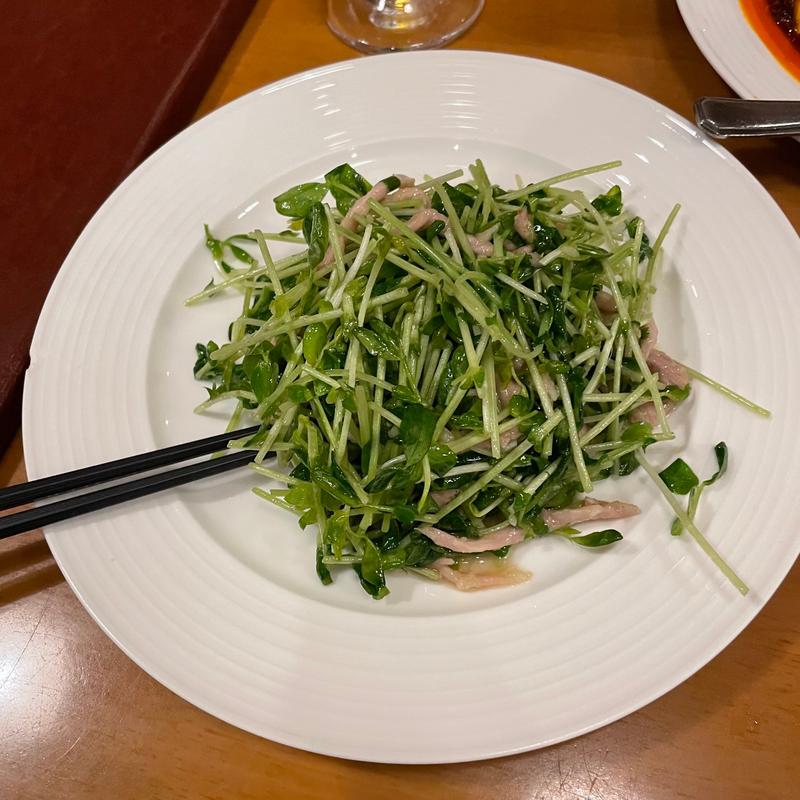 トウミョウにんにく味炒め(一味玲玲 品川店)