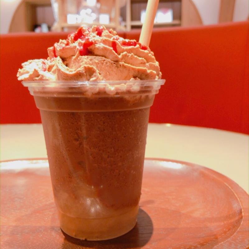 桃のフラッペ(ホテルショコラ NU茶屋町プラス)