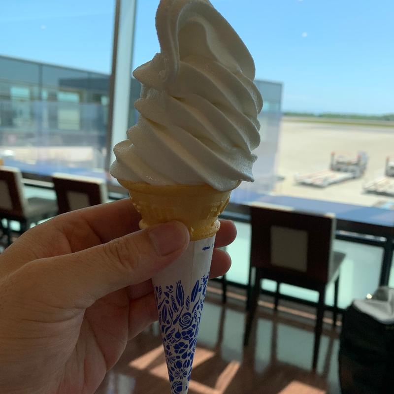 白い恋人ソフト(ブルースカイ 函館空港 出発ロビー店 （BLUE SKY）)