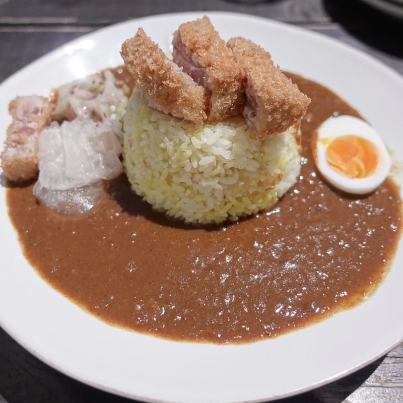 三崎マグロのカレーライス(ビーチエンド カフェ)