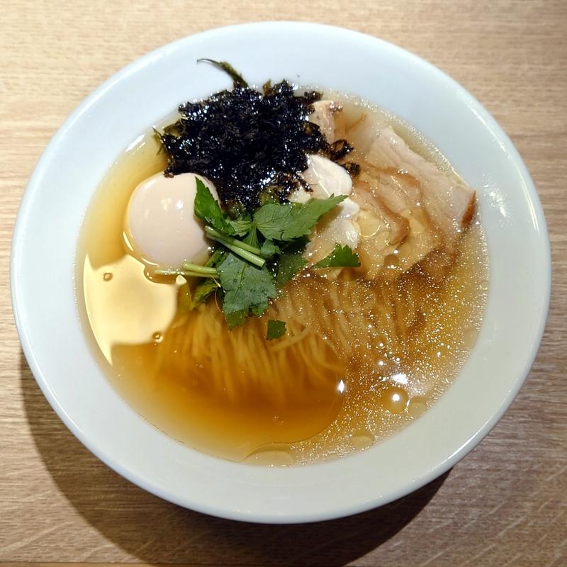 特製塩ラーメン(明鏡志水 大名店)