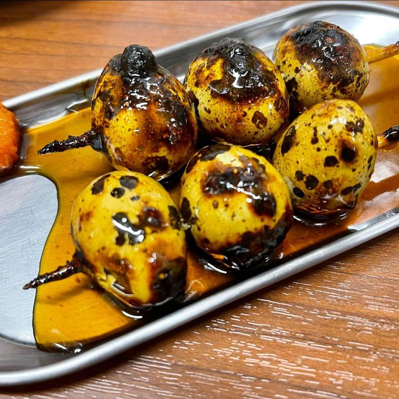 殻付きうずら(大衆食堂2.0 とぽす)