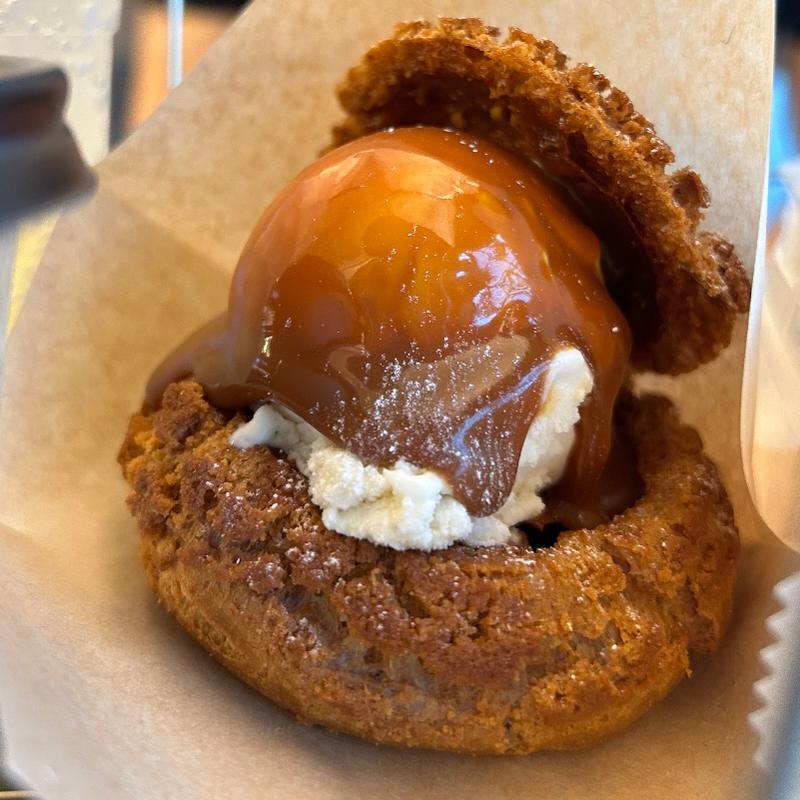 アイスラスクサンド(砂町珈琲)