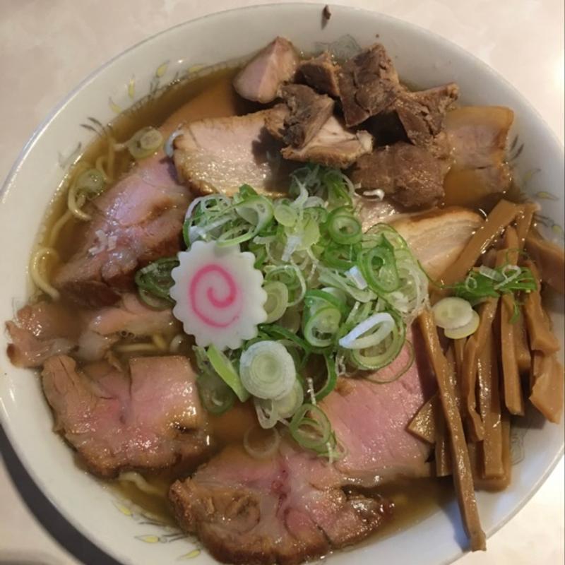 チャーシュー麺(麺絆英)