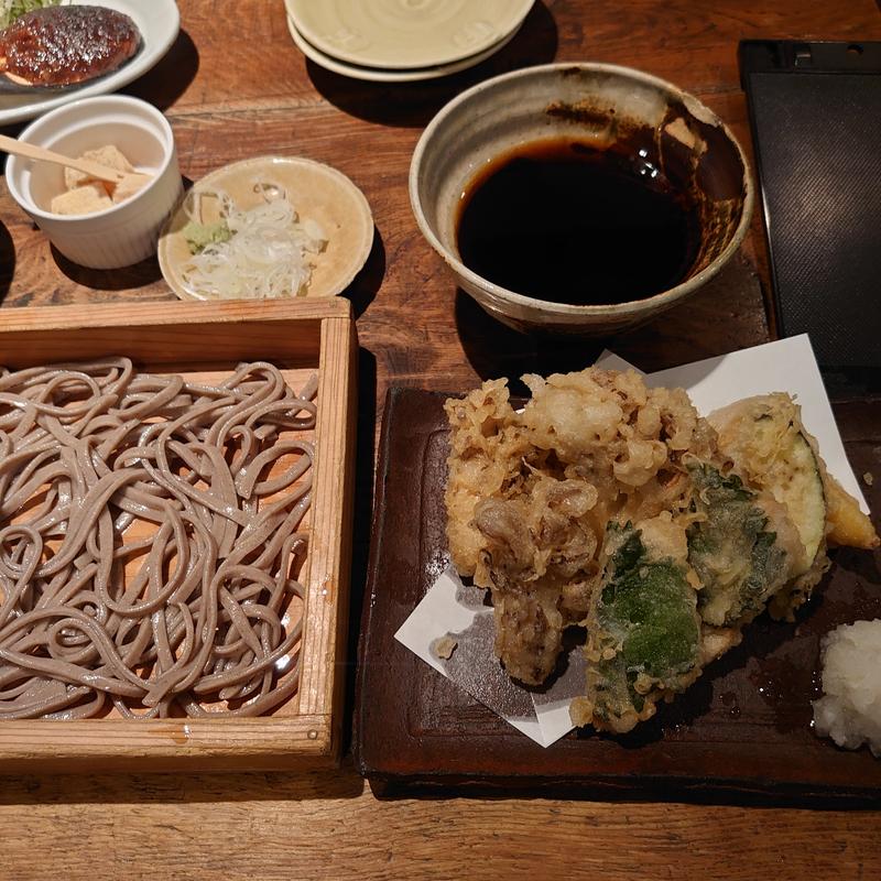 舞茸天板蕎麦(太)(板蕎麦 山灯香)