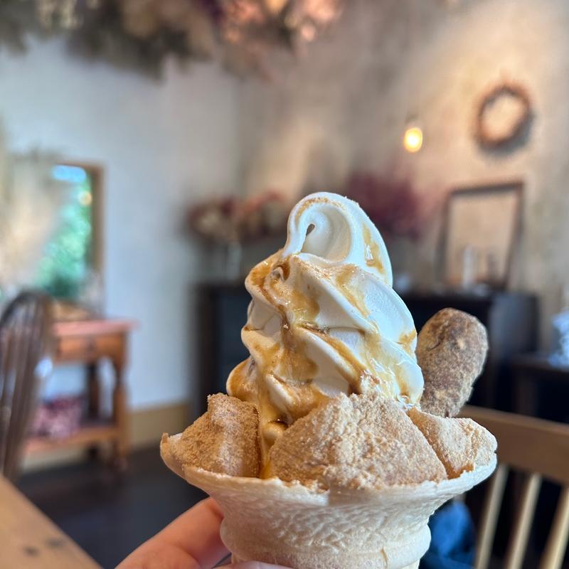 桔梗信玄餅ソフトクリーム(HanaCafe Kikyou)