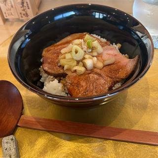 ネギチャーシュー丼(麺屋 梅ノ木)