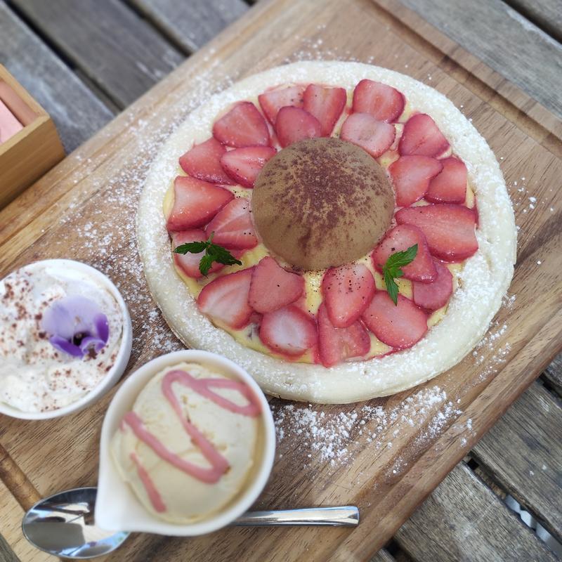 フルーツピザ(バランタイン )