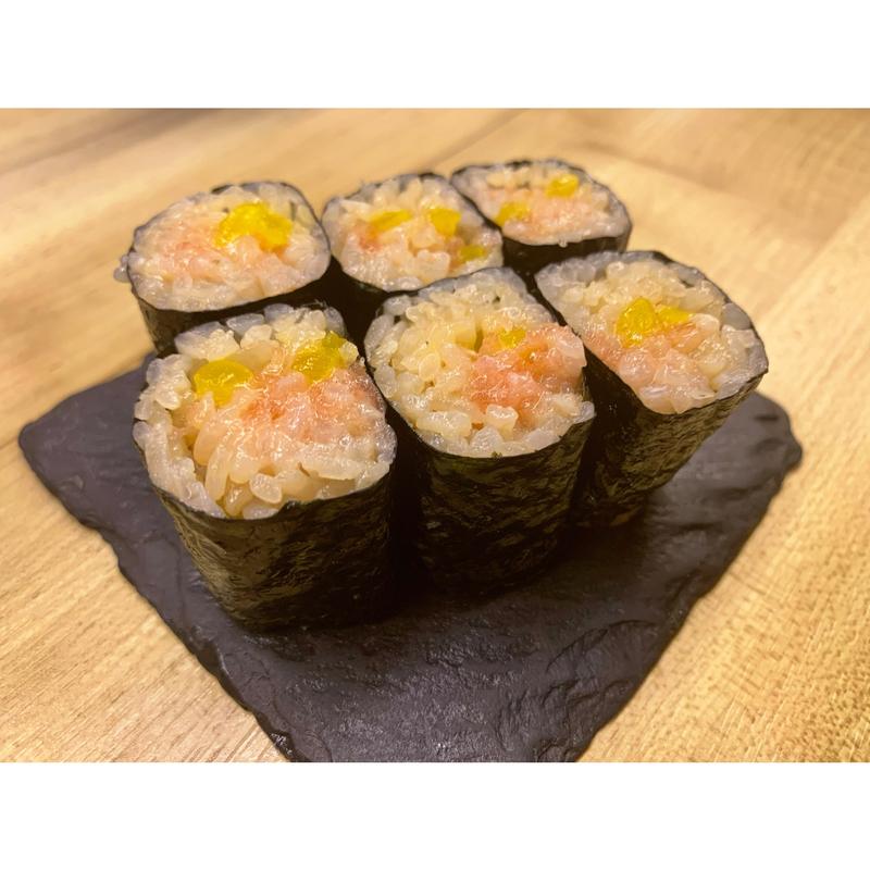 細巻き　とろたく(三宮スシエビス)