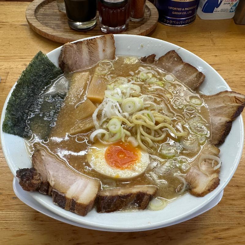 チャーシュー麺(喜多方ラーメン 風)