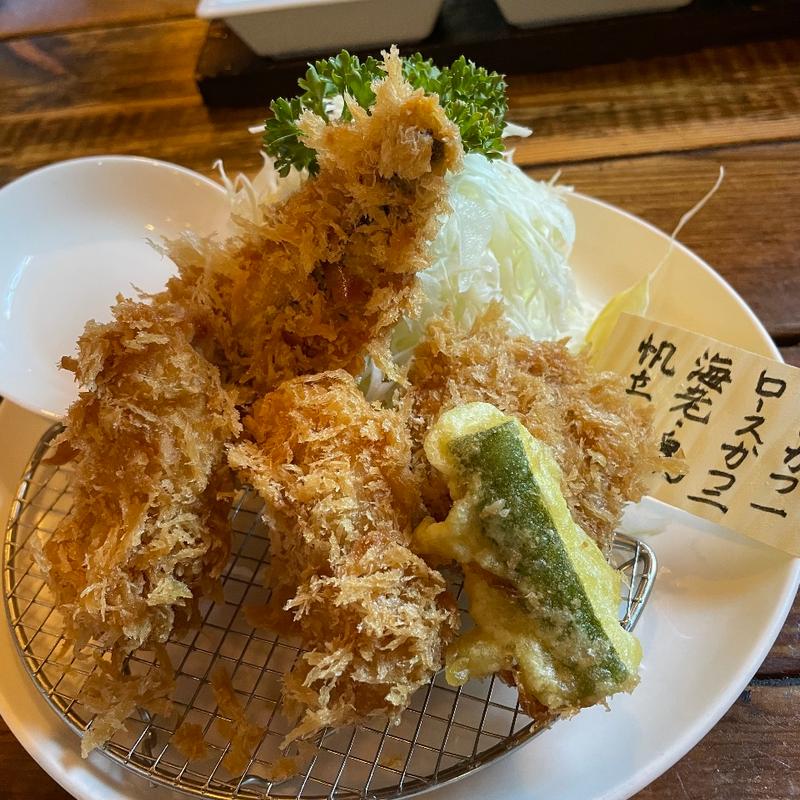 とんかつ三味定食　アジフライ(かつ玄 本店 （かつげん）)