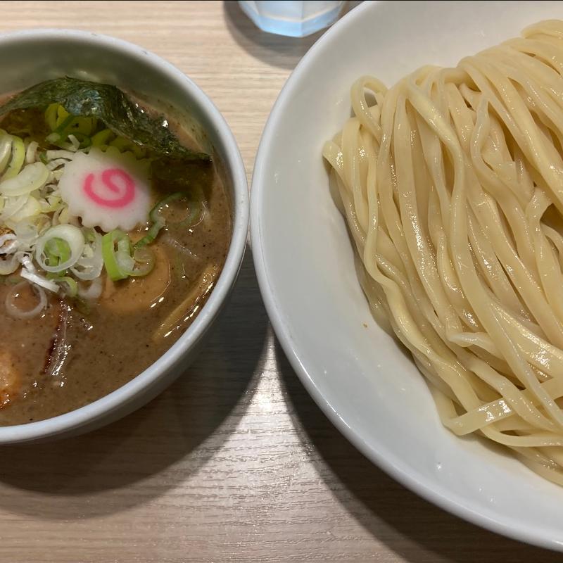 (東京アンダーグラウンドラーメン 頑者 （TOKYO UNDERGROUND RAMEN 頑者）)