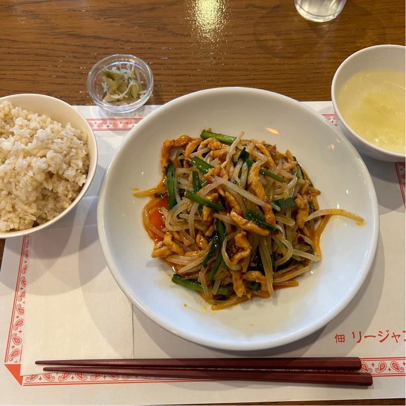 豚細切り肉とニラのピリ辛炒め(麗江)