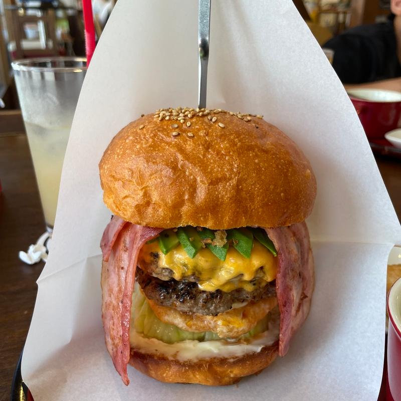 鶴ケ城バーガー(ラッキー スマイル （Lucky Smile）)