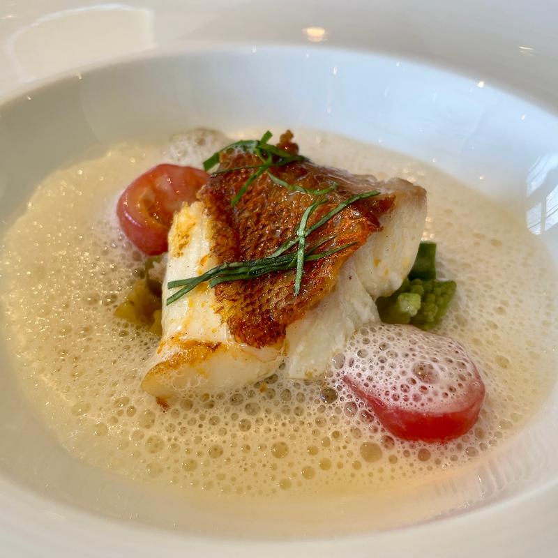 石川県産金八のポワレ(ジャルダン ポール・ボキューズ )