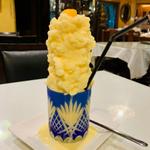ミルクセーキ(アンティック喫茶＆食事 銅八銭 （ドウハッセン）)