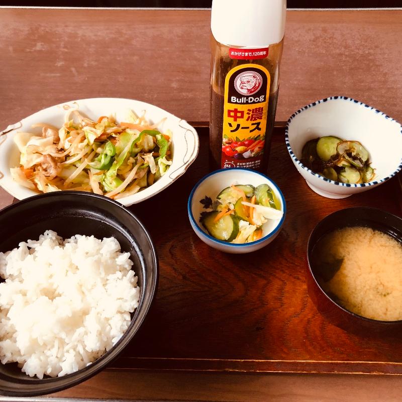 野菜炒め定食(山城家)