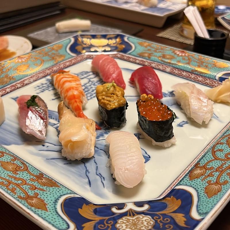 (矢の根寿司 日本橋本店)