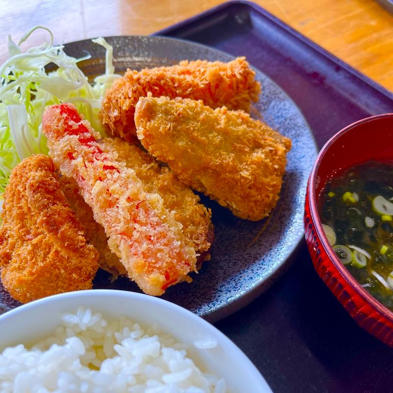 ミックスフライ定食(沼津港　漁師めし食堂)