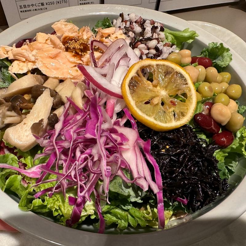 サーモンきのこサラダ(CITY SHOP)