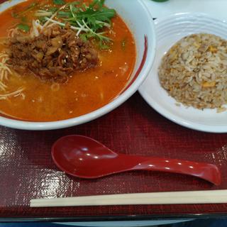 担々麺小チャーハンセット(売店 淡路SA(上り))