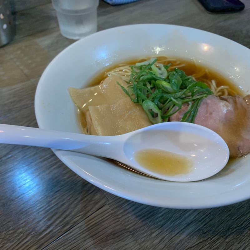 煮干しラーメン(ラァメン コハク)