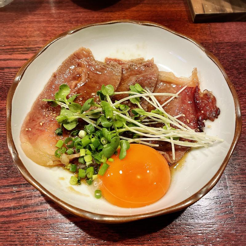 A4黒毛和牛ロース「一口すき焼き」(めし さけ おもや)