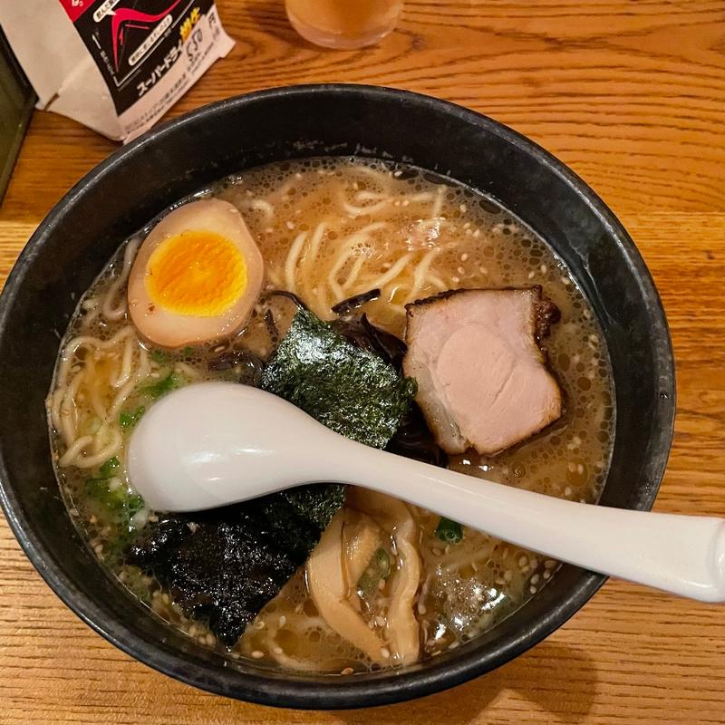 ごっつぉラーメン　大盛り(ごっつぉラーメン 鳥取店)