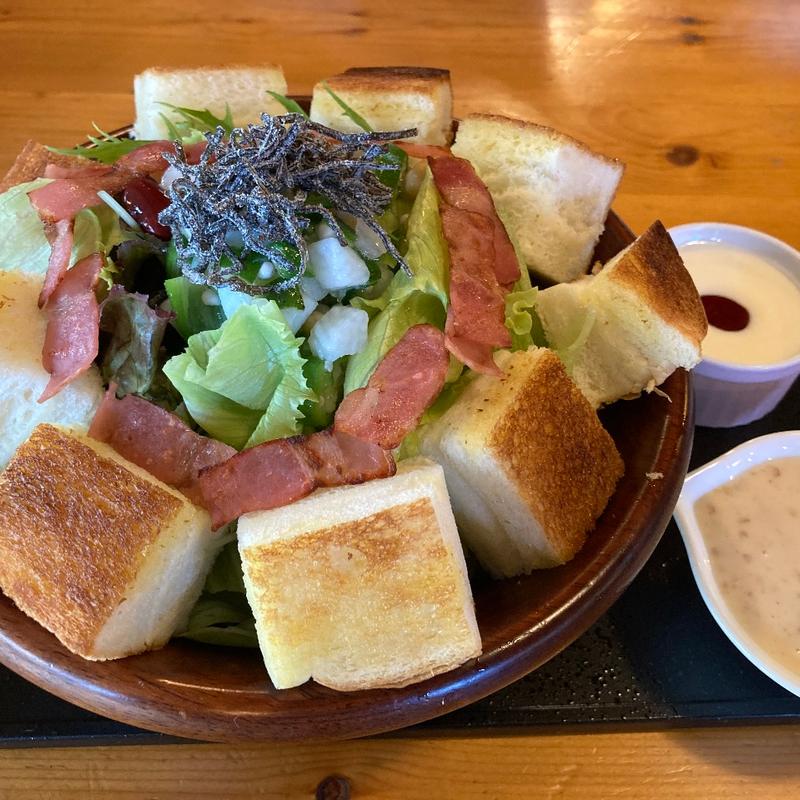 モーニング(パンサラダセット)(arome)