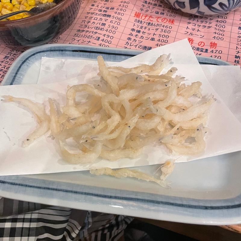 白魚の唐揚(手羽先太郎 中店 （てばさきたろう）)