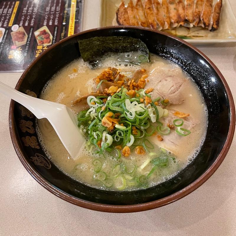スタミナ醤油豚骨ラーメン(東京おぎくぼラーメン　ゑびすや 四日市本店 )