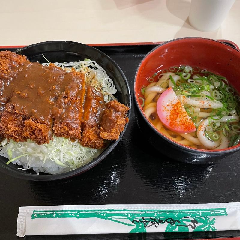 (名阪関ドライブイン)