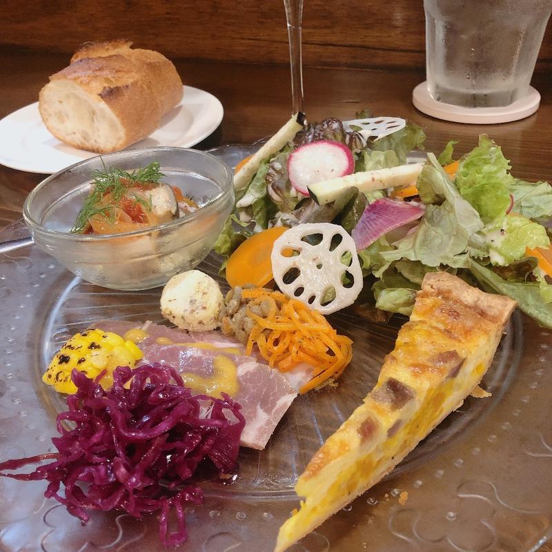 ランチ前菜(ビストロバキュース)