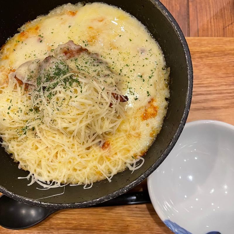 クアトロフォルマッジドリア(神戸元町ドリア THE OUTLETS HIROSHIMA店)