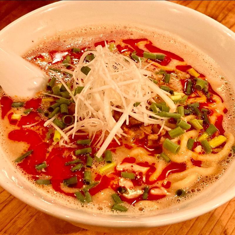 担々麺(ISOBE HOUSE)