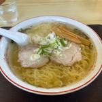 ワンタン麺(塩味)(支那そばや 侍 )