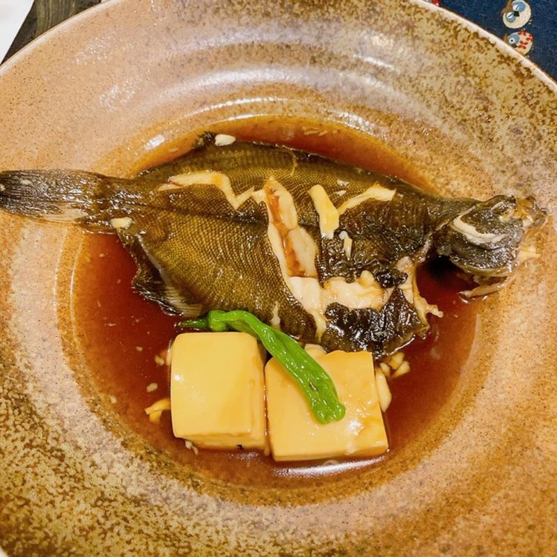 カレイの煮付(活魚 会席 和食 明石)